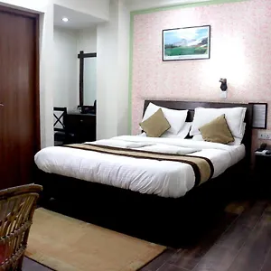 Alpine & Hotel Katmandu