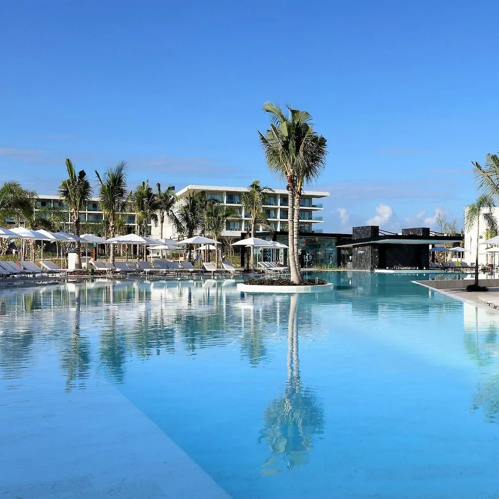 Grand Palladium Select Costa Mujeres Cancun Resort