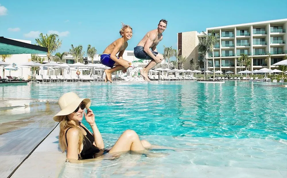 Resort Grand Palladium Select Costa Mujeres Cancun