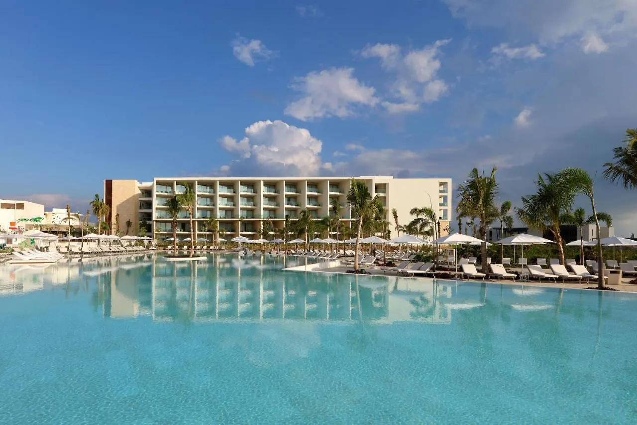 Grand Palladium Select Costa Mujeres Cancun 5*,  Mexico